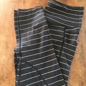 Zyia active 6/8 (M) Capri legging